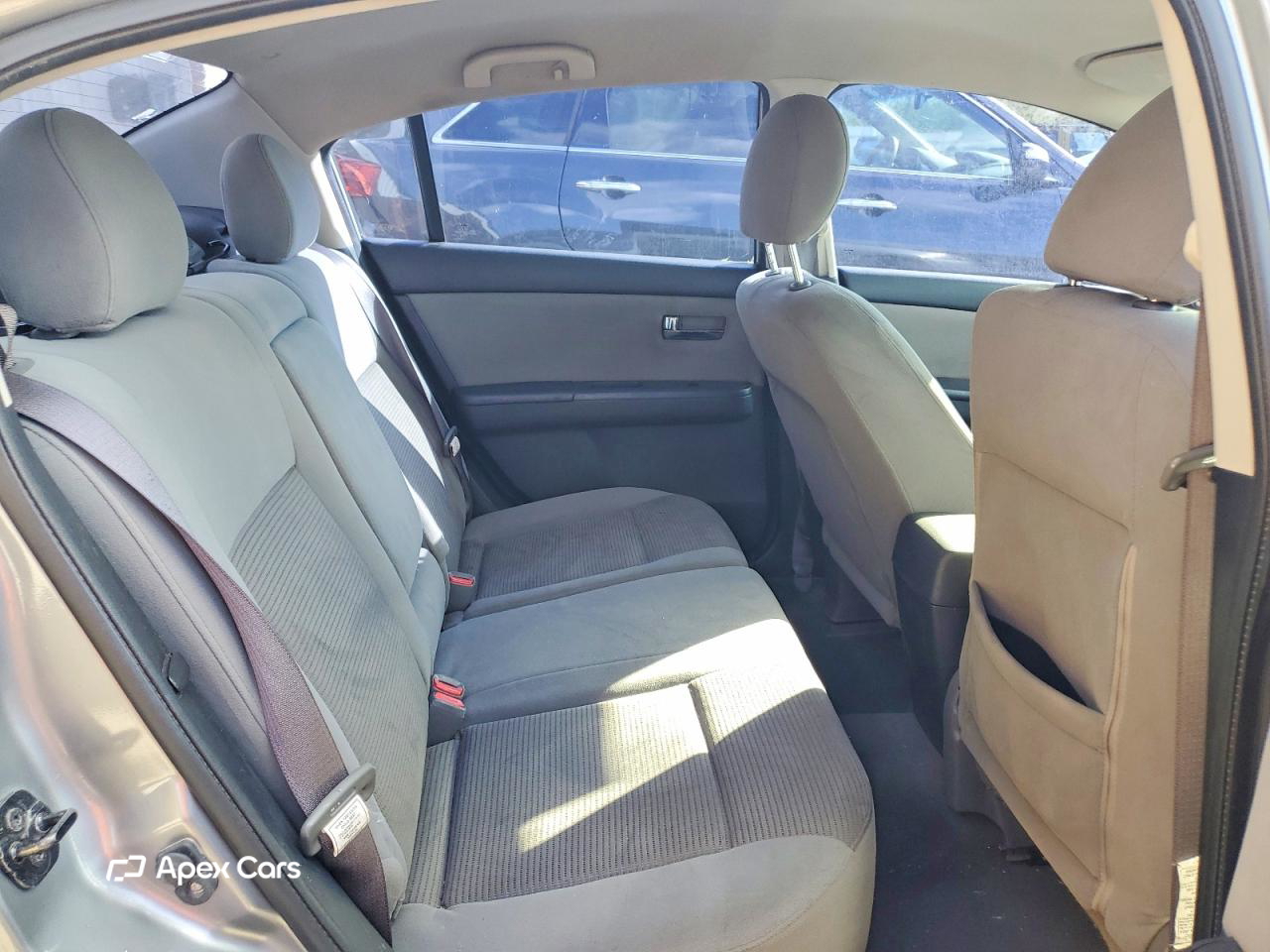 Nissan Sentra 2012