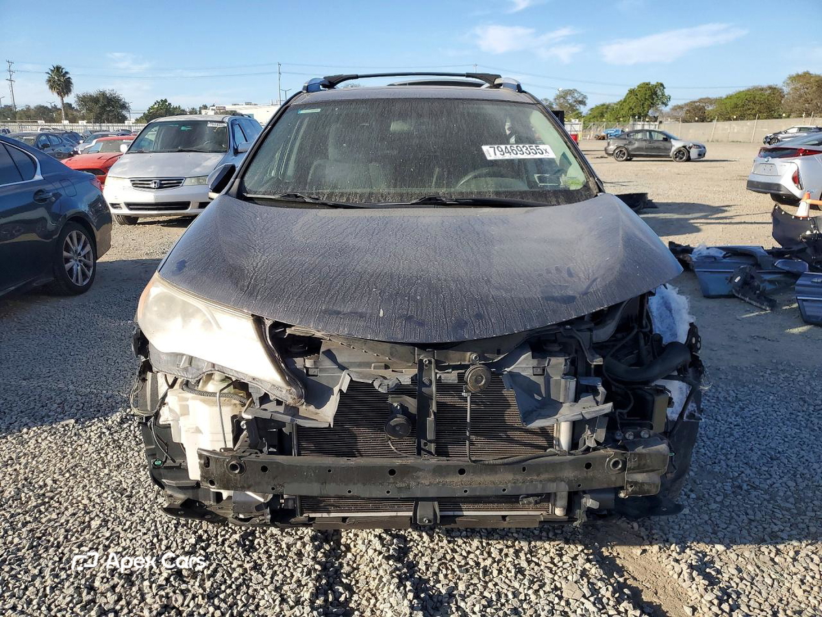 Toyota RAV 4 2015