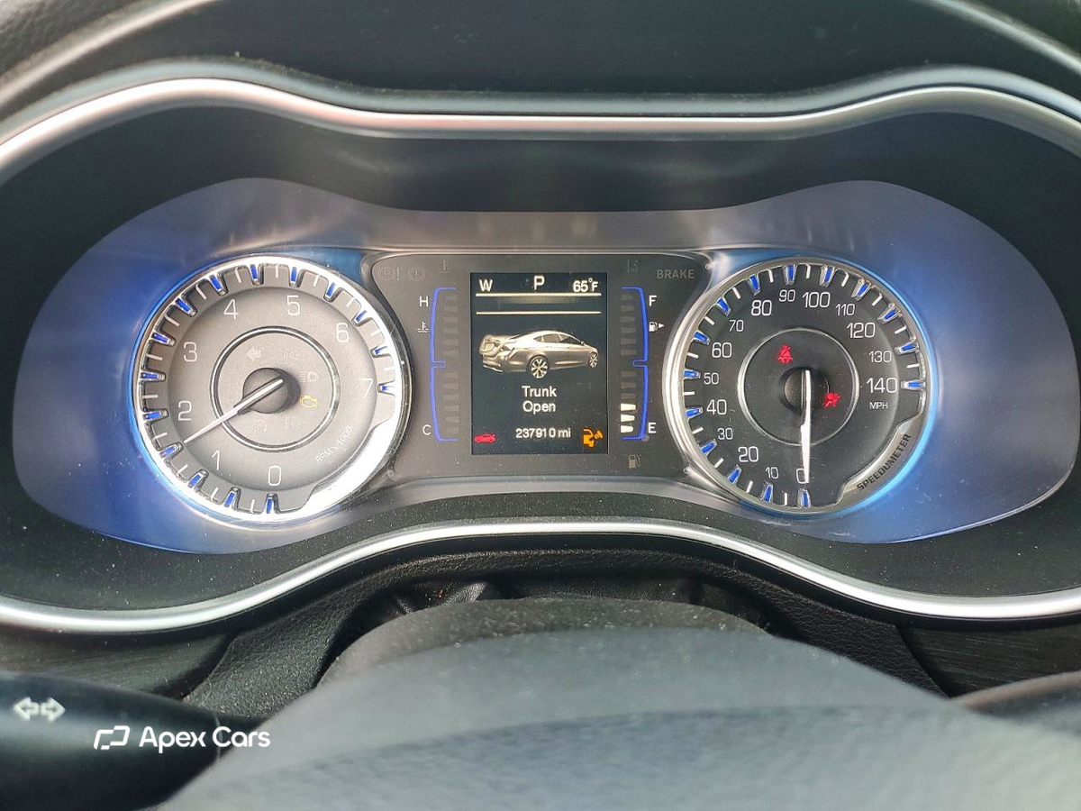 Chrysler 200 2015