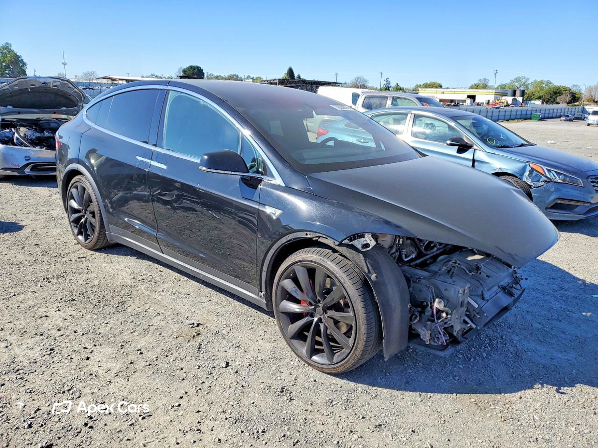 Tesla Model X 2016