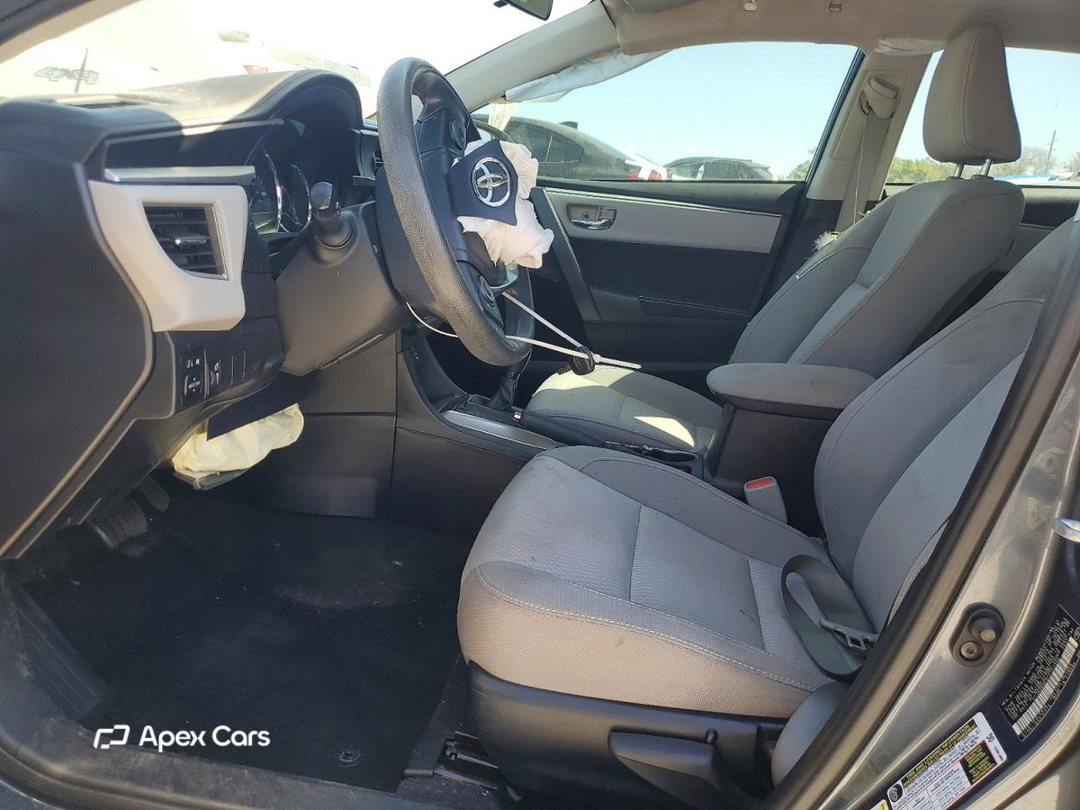 Toyota Corolla 2015