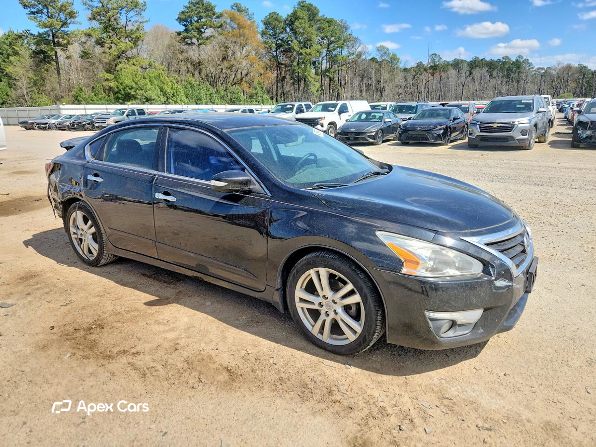 Nissan Altima 2015