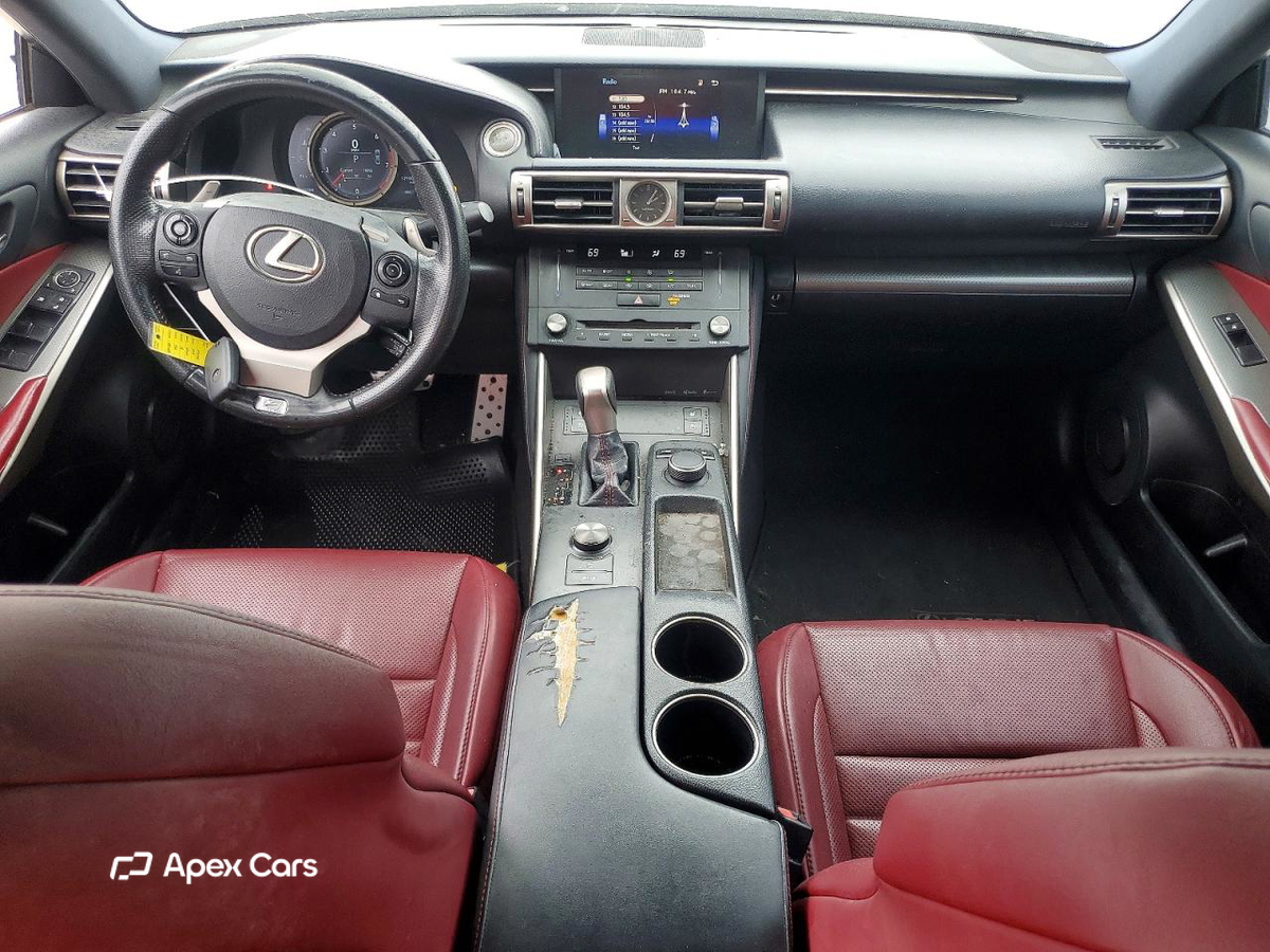 Lexus IS 2015