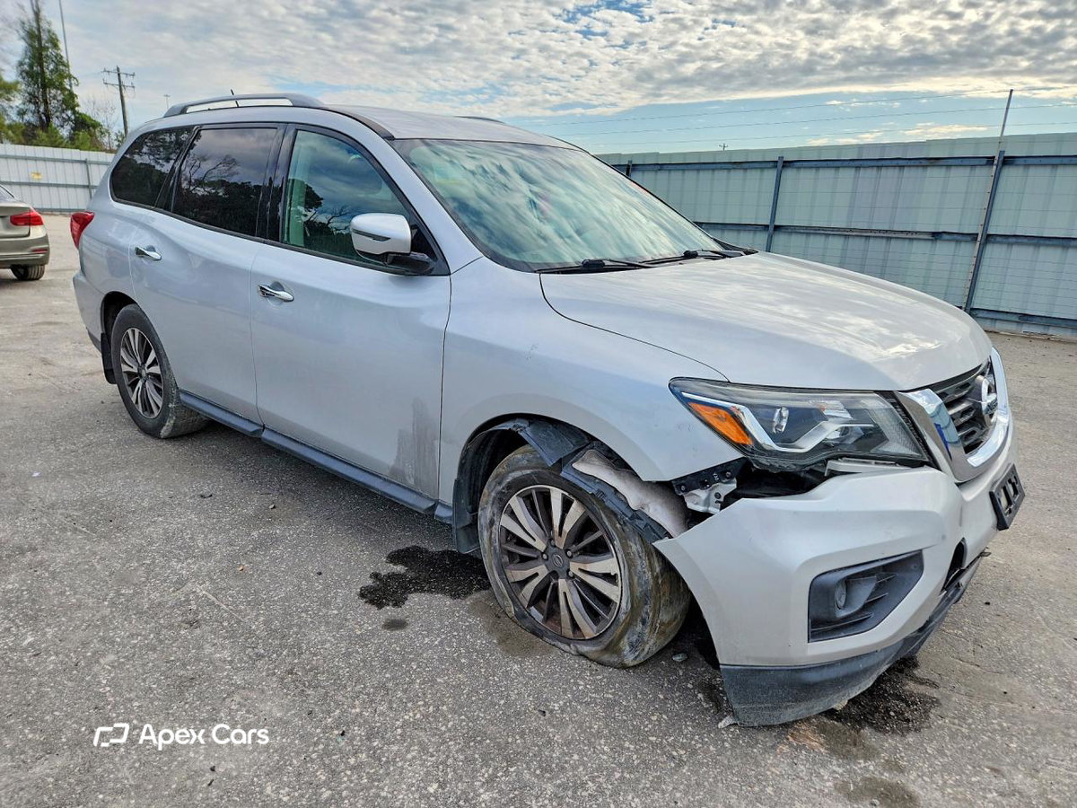 Nissan Pathfinder 2017
