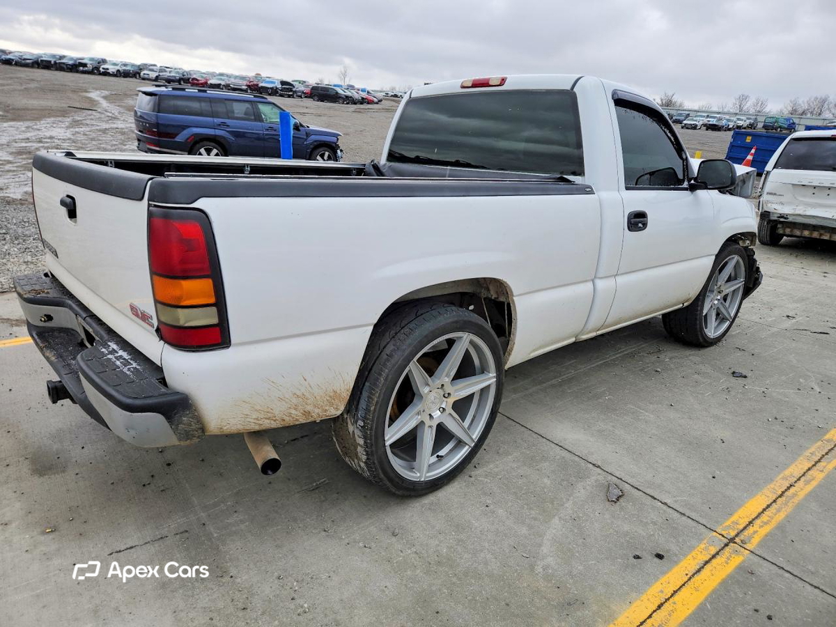 GMC Sierra 2004