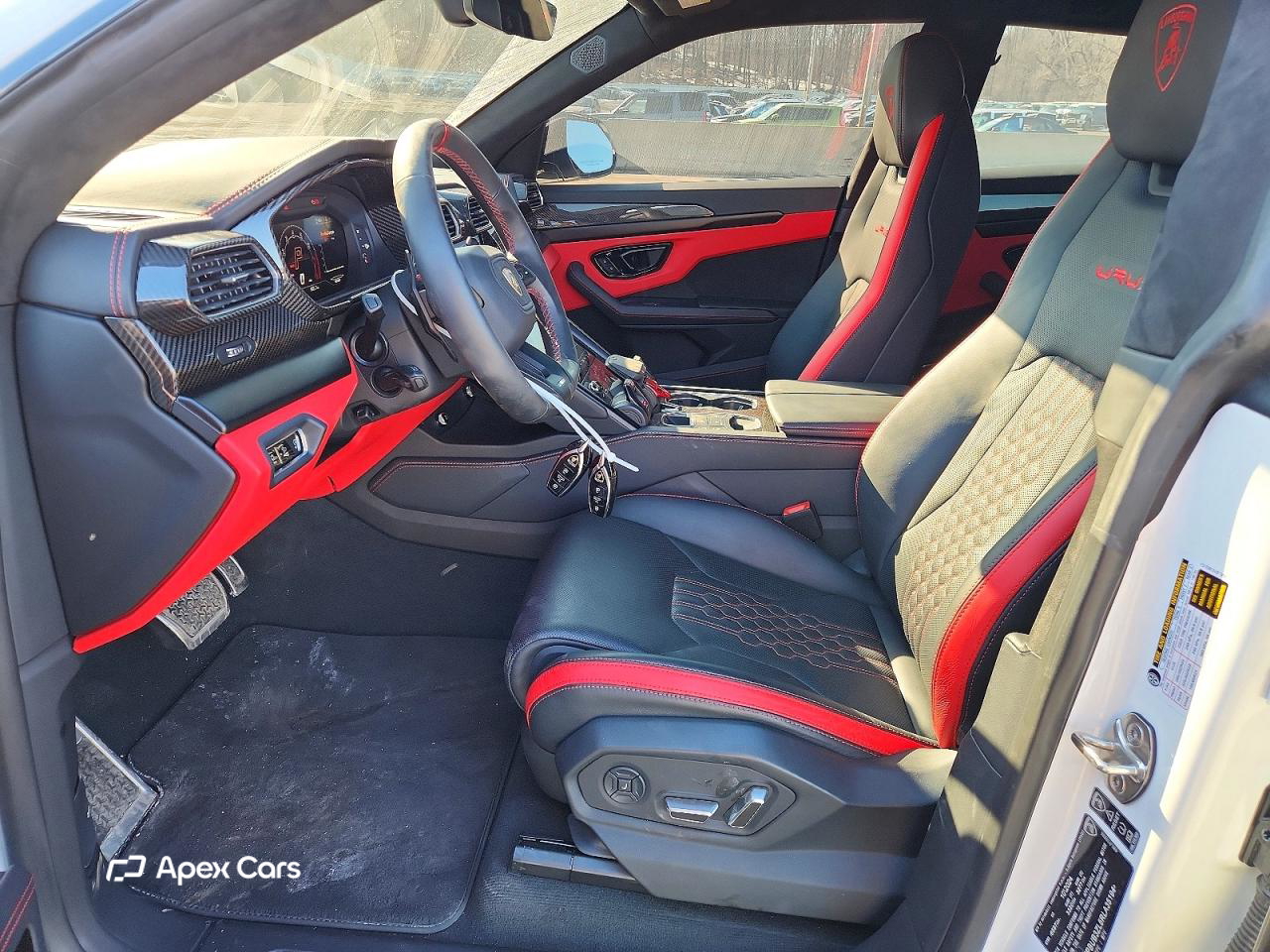 Lamborghini Urus 2024