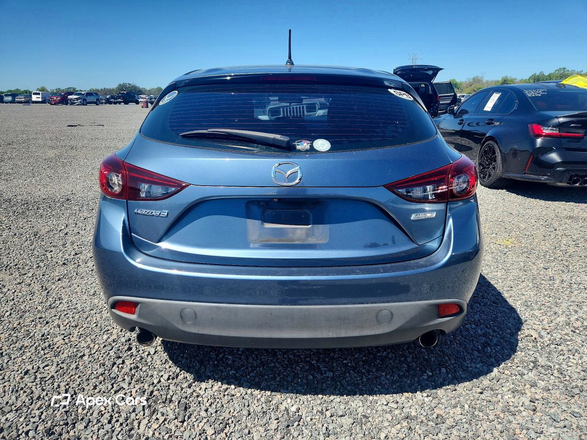Mazda 3 2016