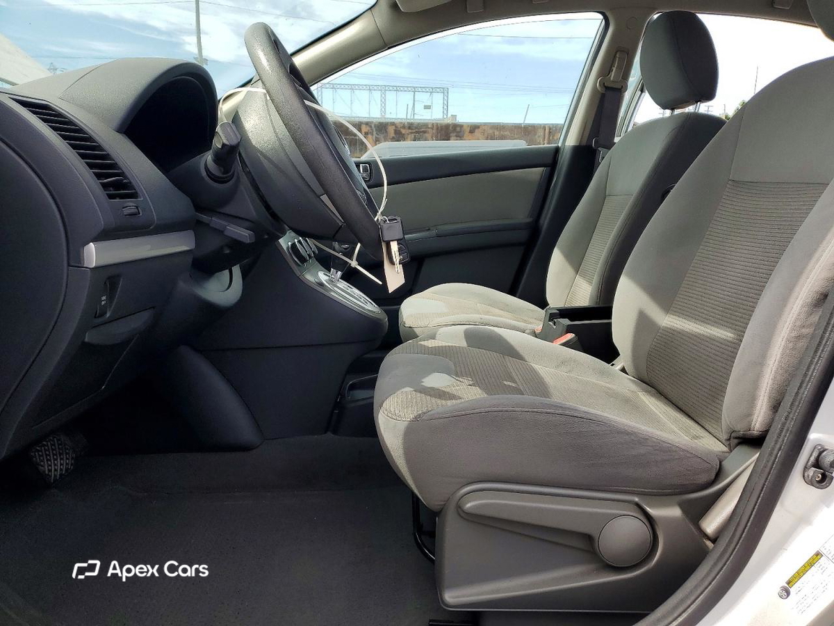Nissan Sentra 2011