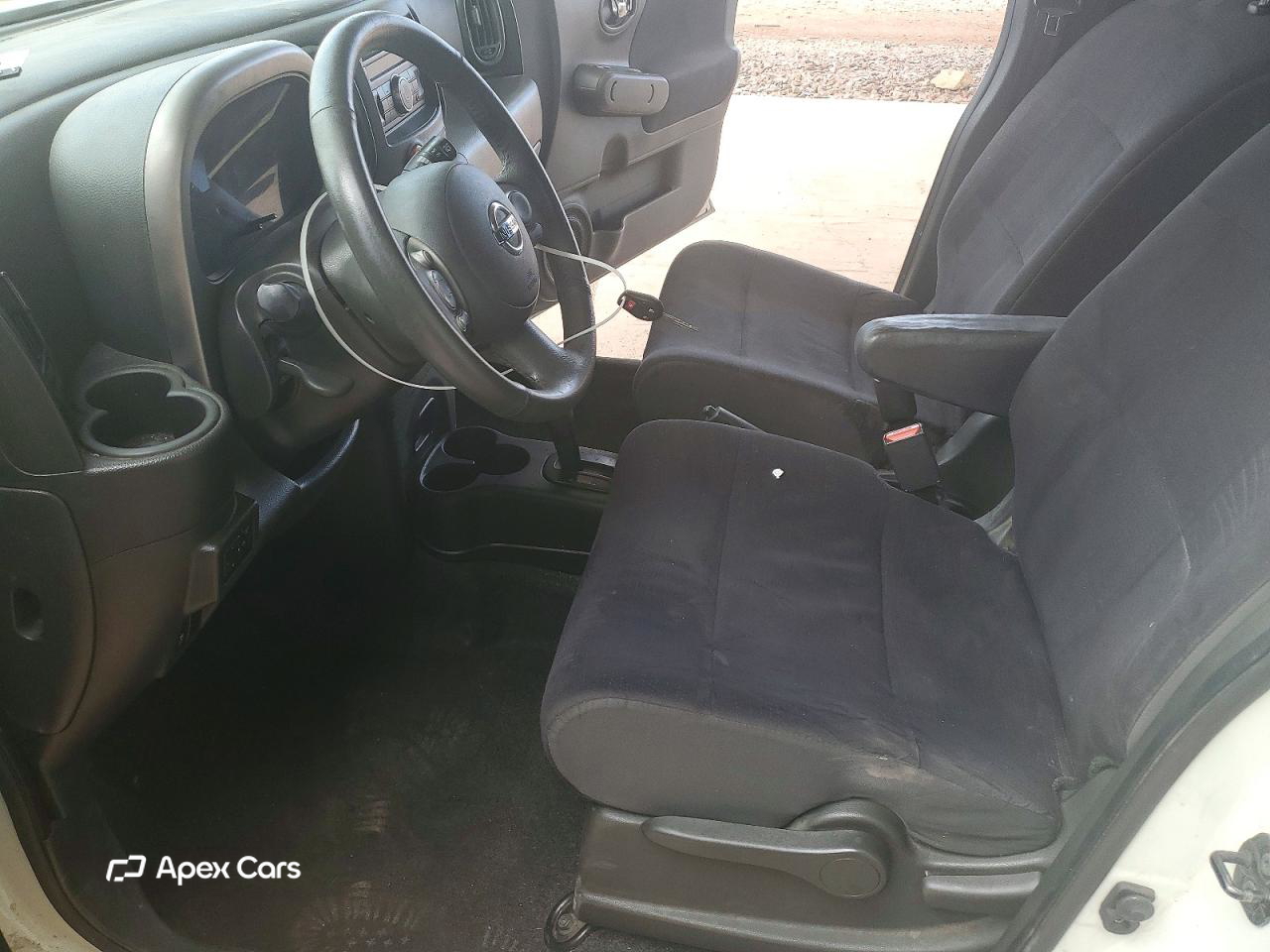 Nissan Cube 2011