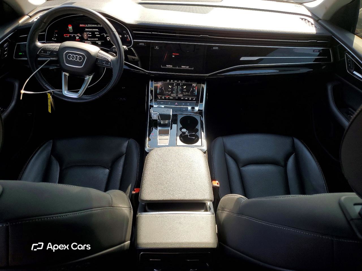 Audi Q8 2021