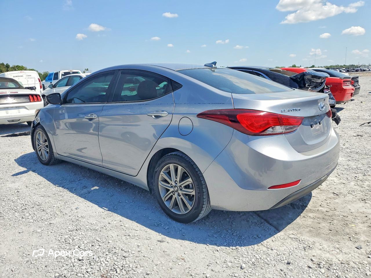 Hyundai Elantra 2016