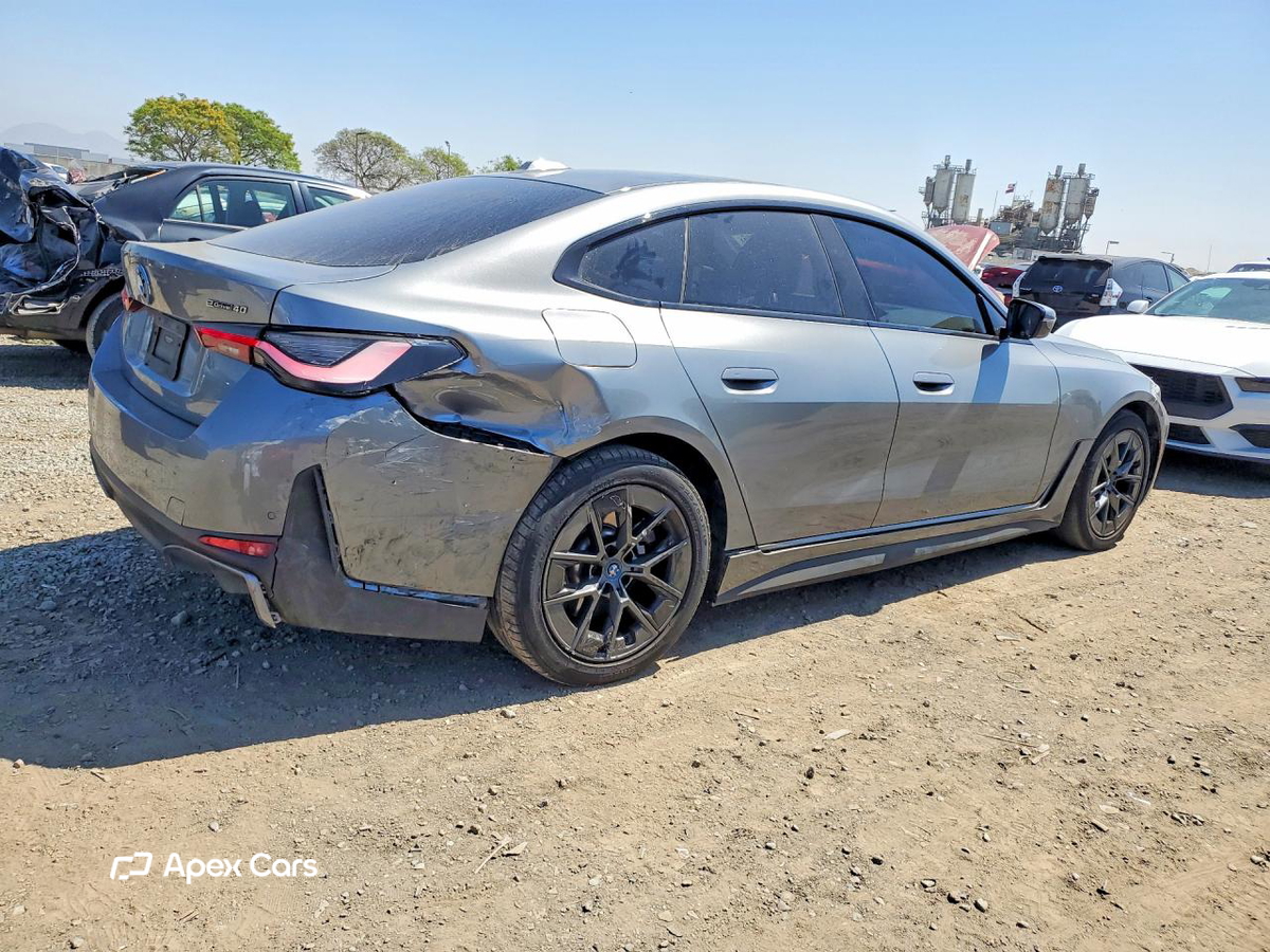 BMW i4 2023