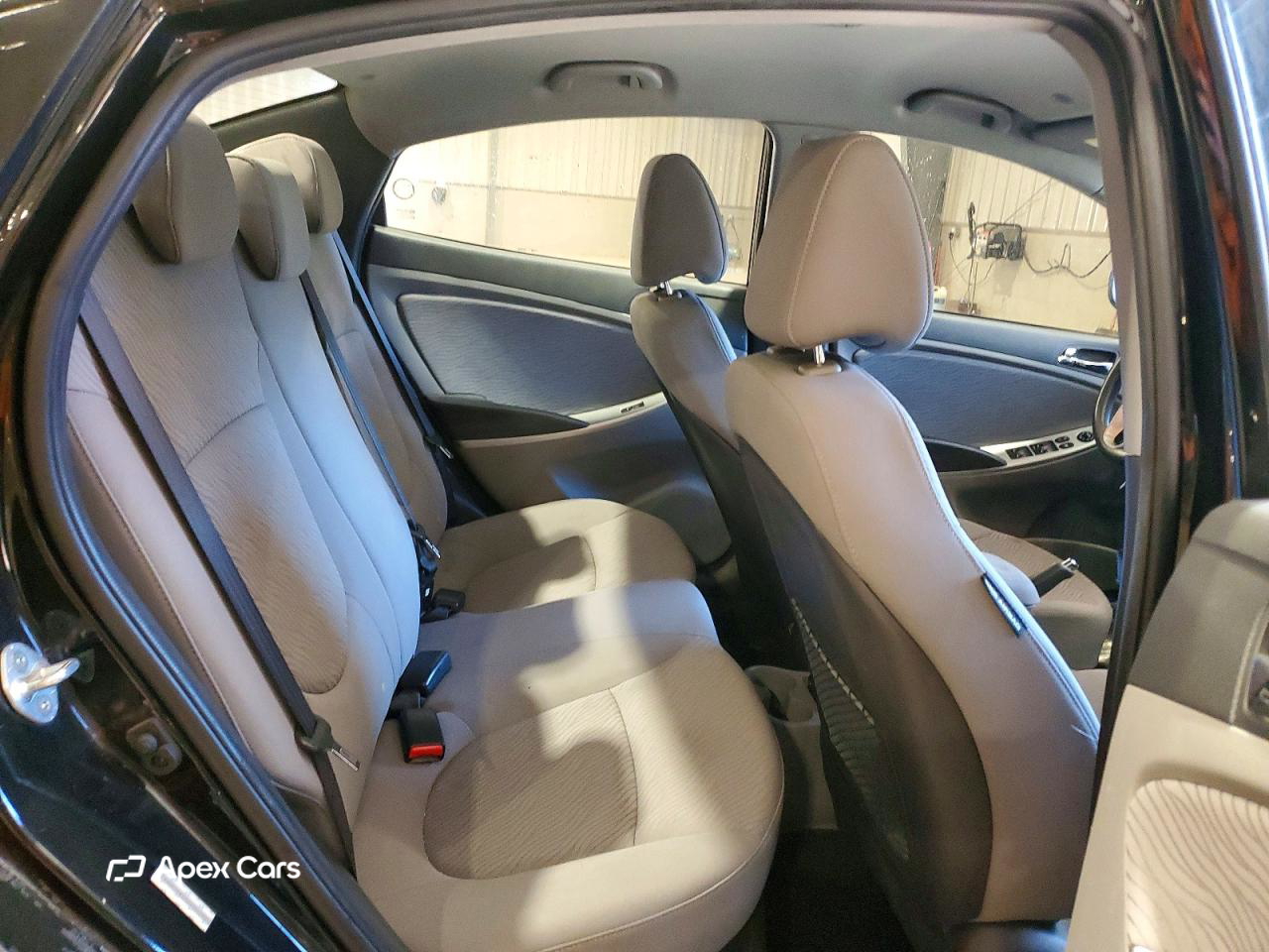Hyundai Accent 2014