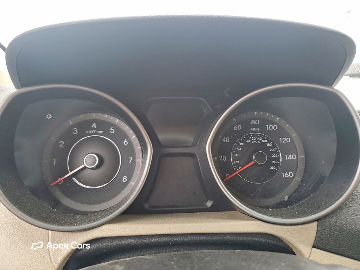 Hyundai Elantra 2016