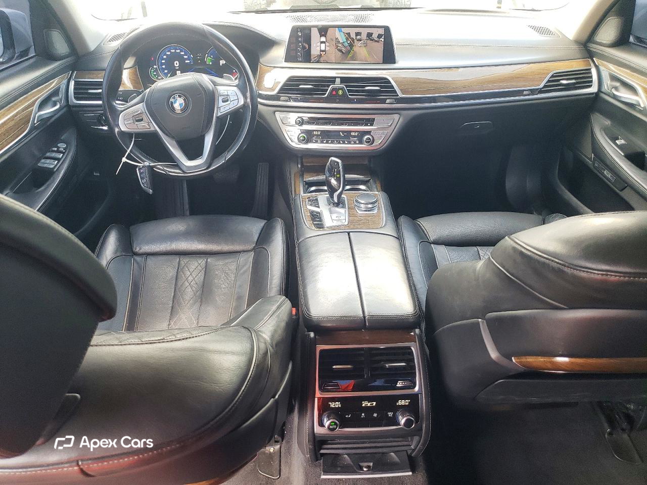 BMW Series 7 2016