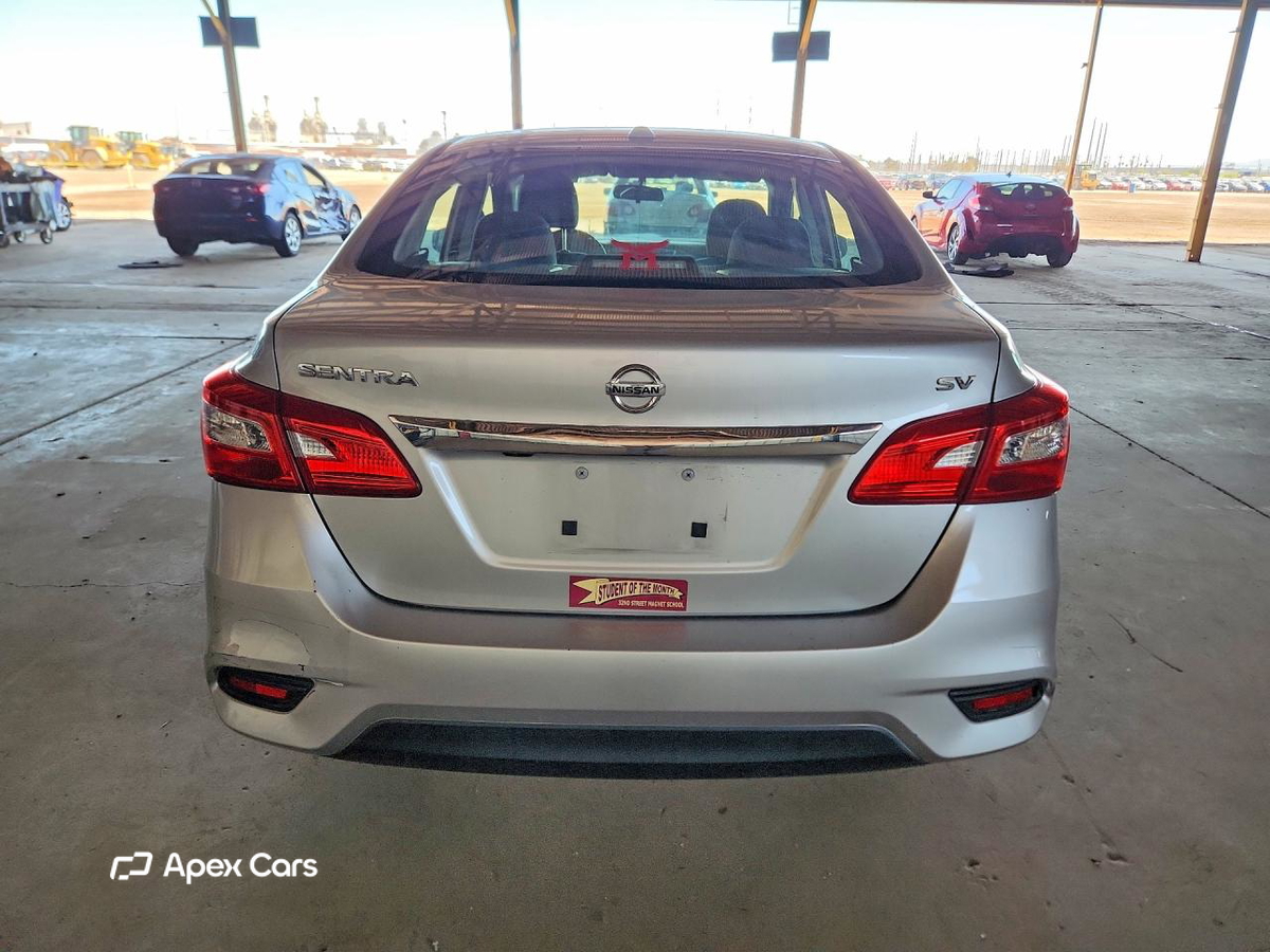 Nissan Sentra 2018