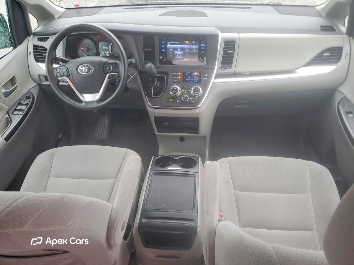 Toyota Sienna 2017