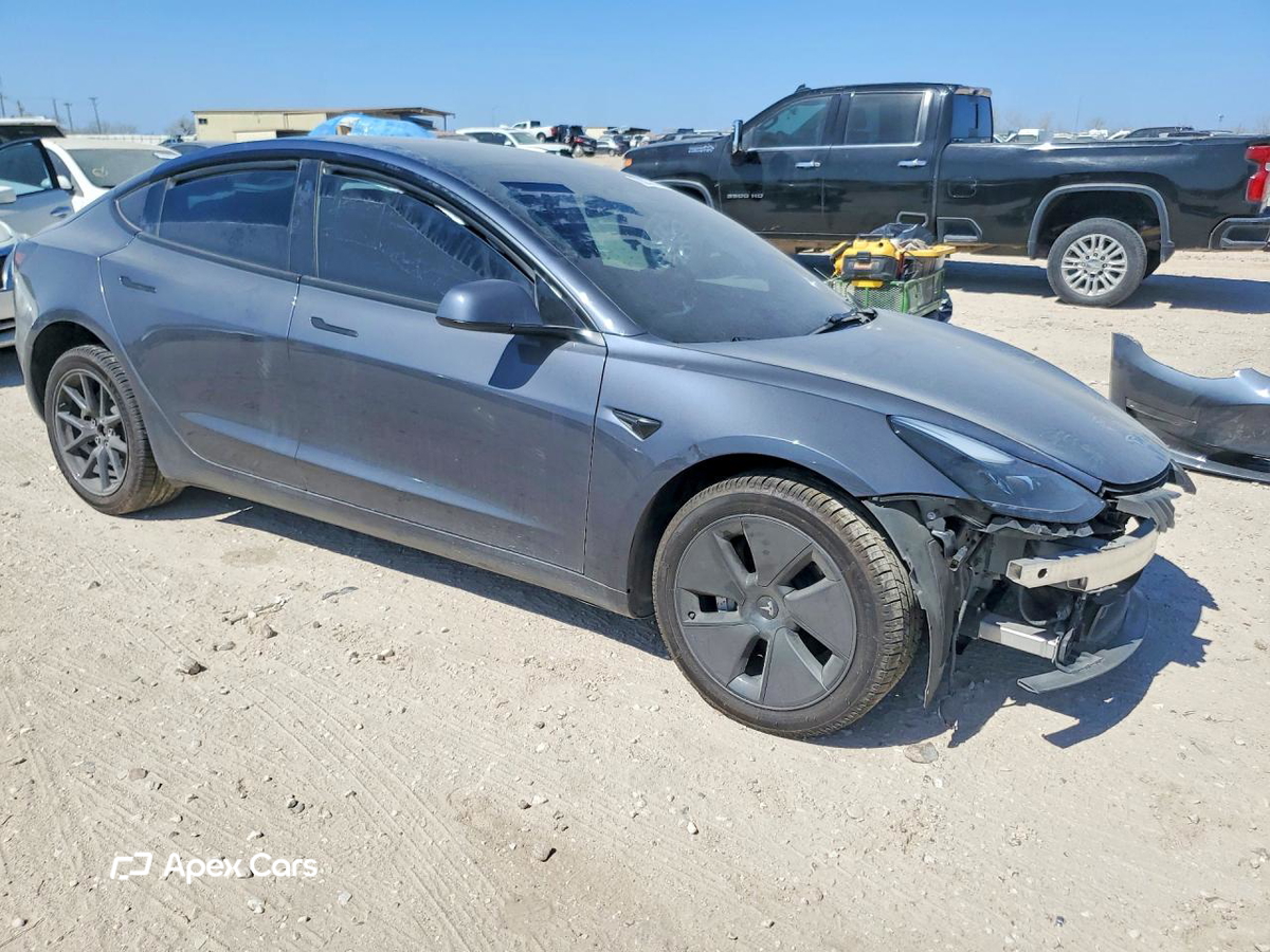 Tesla Model 3 2023