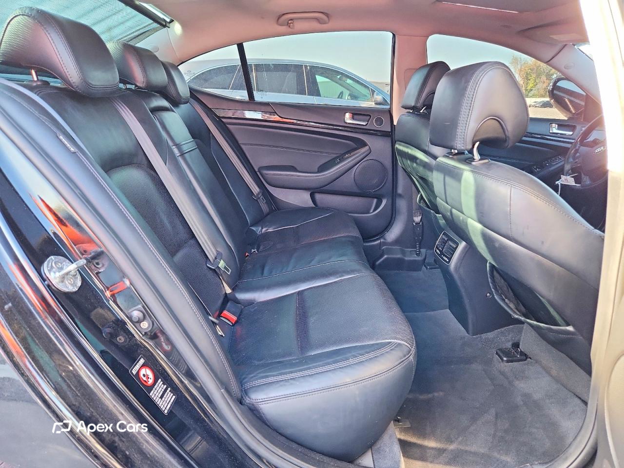 Kia Cadenza 2014