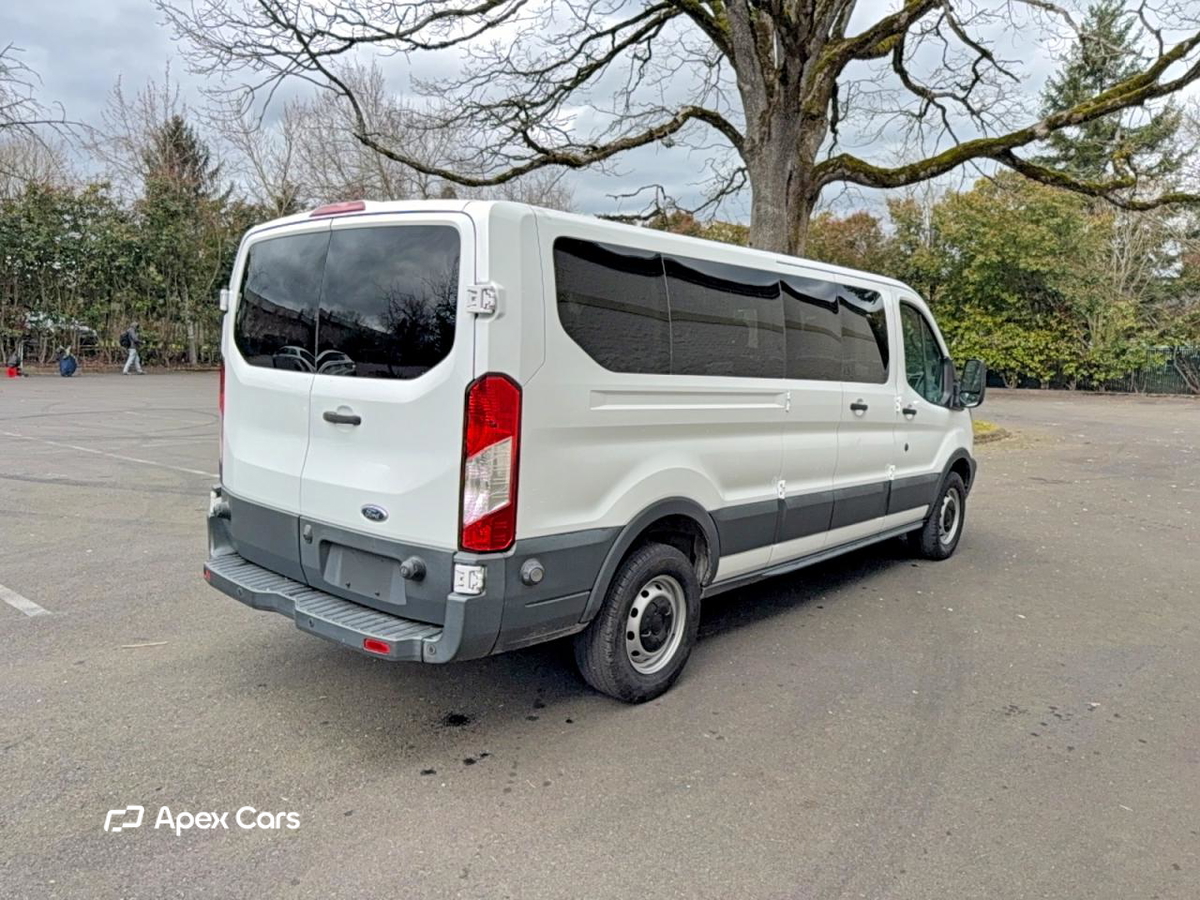Ford Transit 2016
