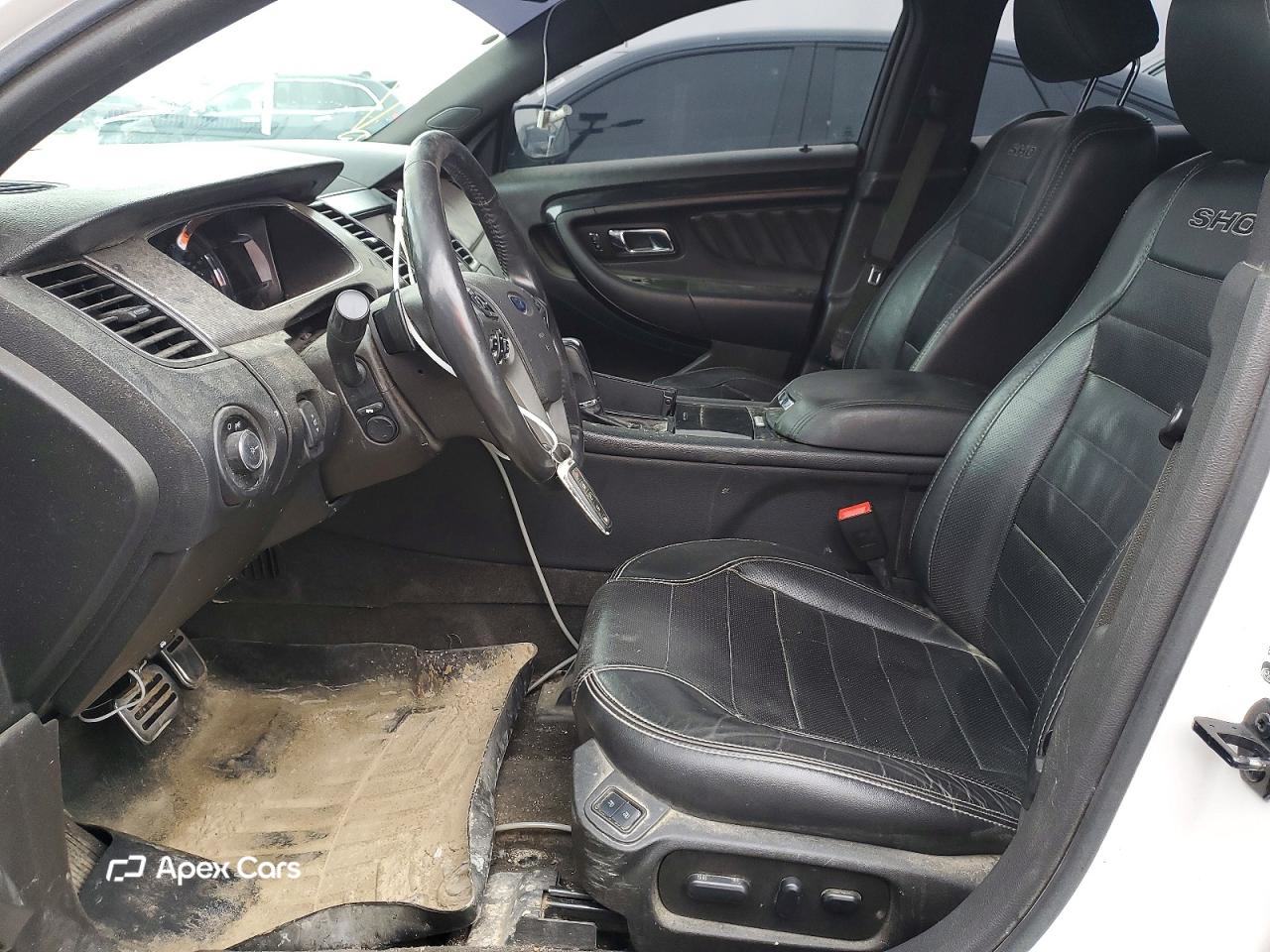 Ford Taurus 2015