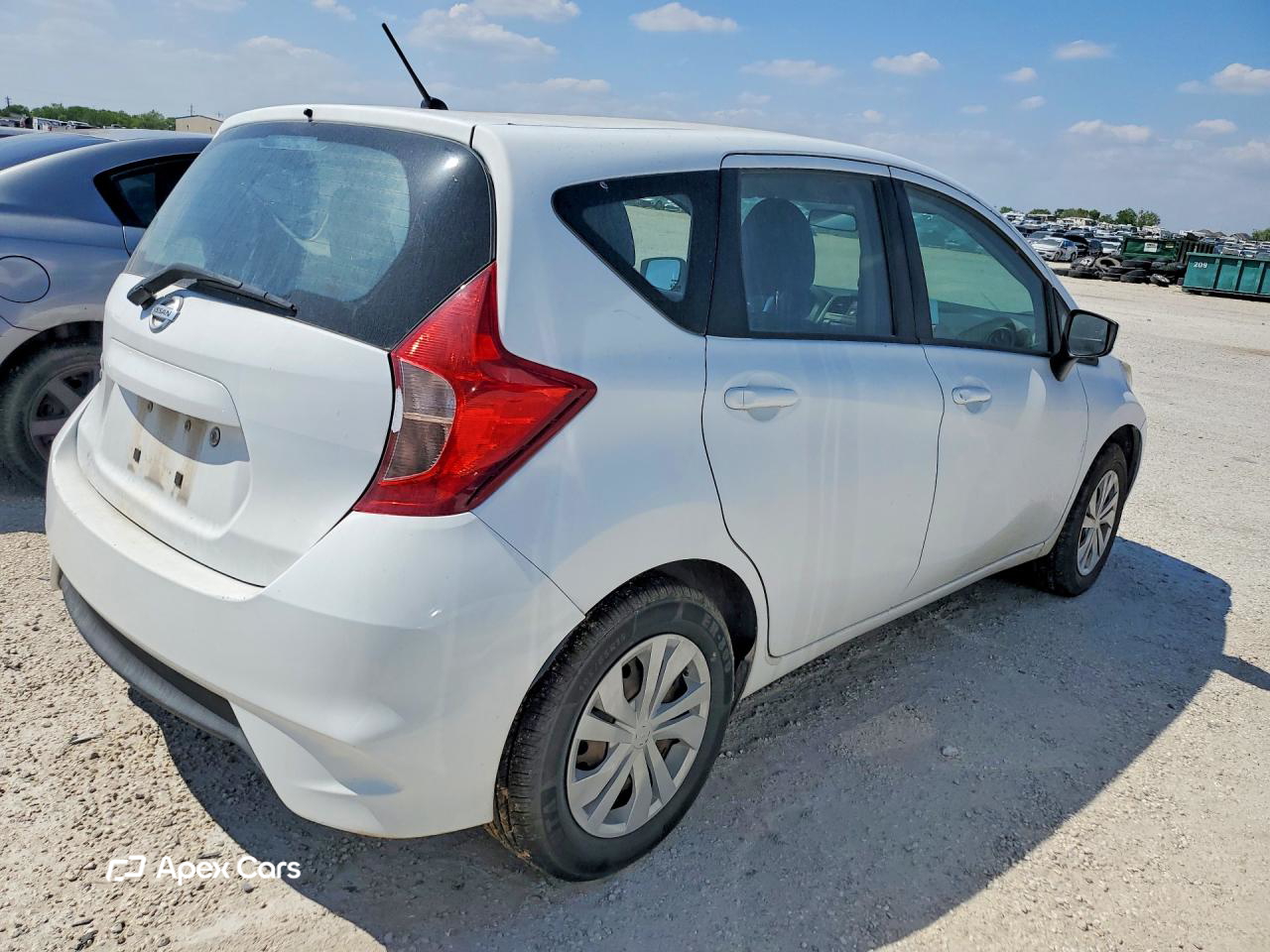 Nissan Versa 2019