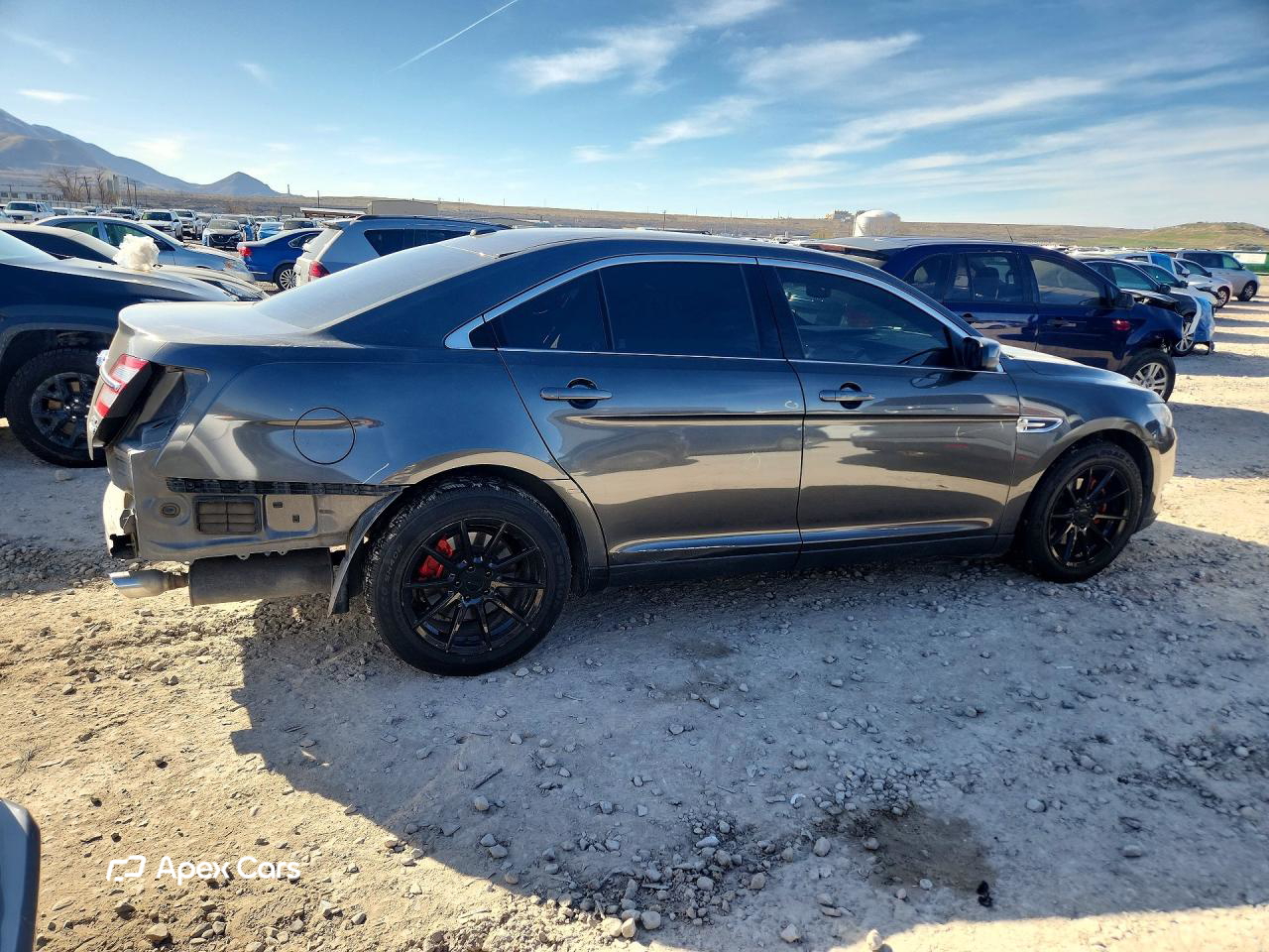 Ford Taurus 2016