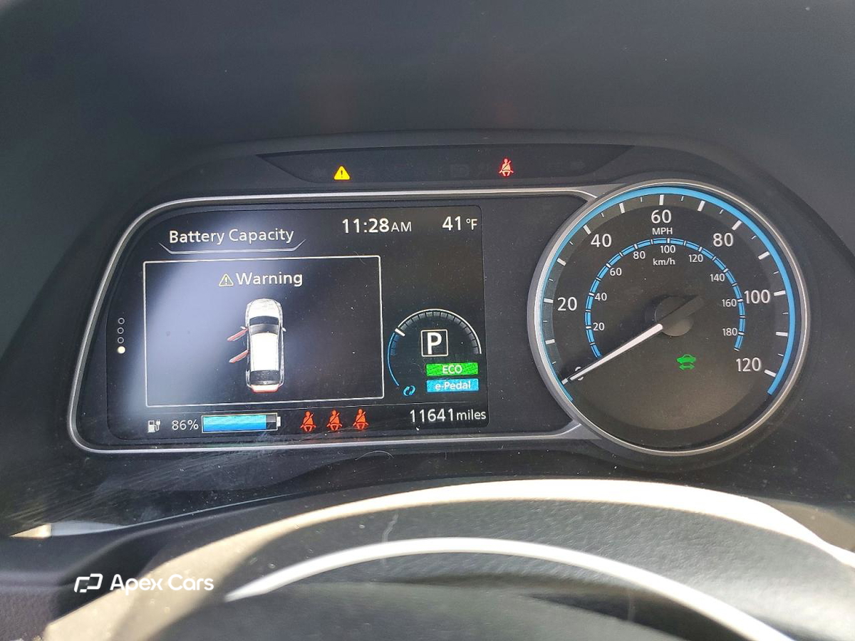 Nissan Leaf 2025