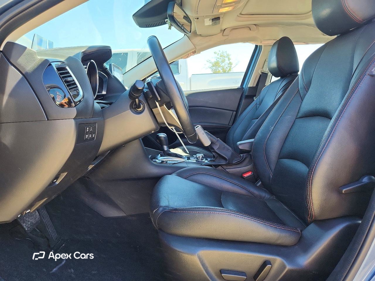 Mazda 3 2015