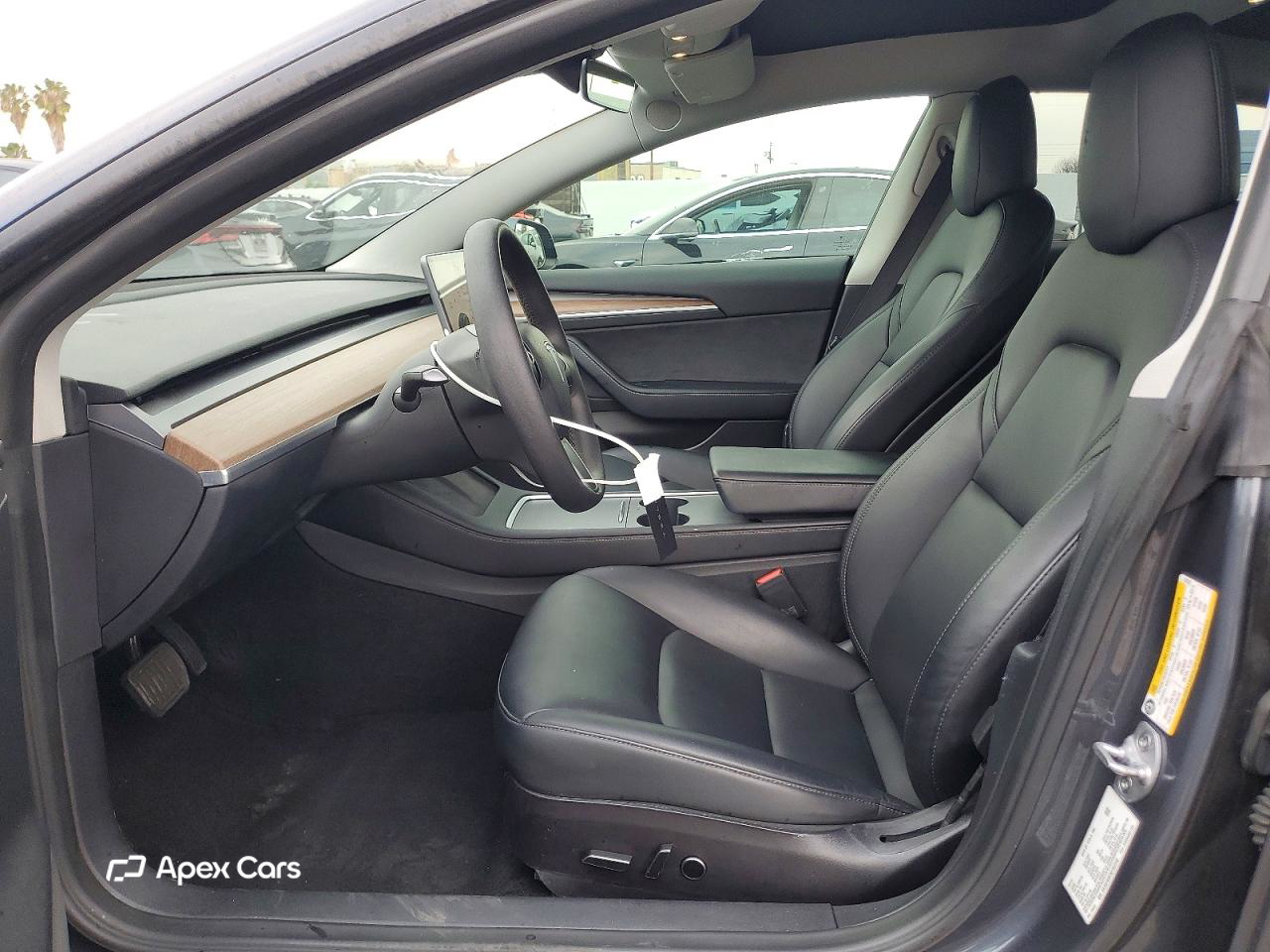 Tesla Model 3 2022