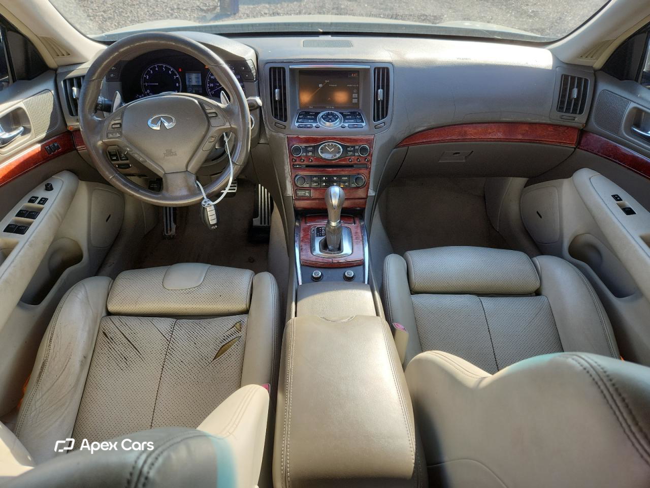 Infiniti G 2010