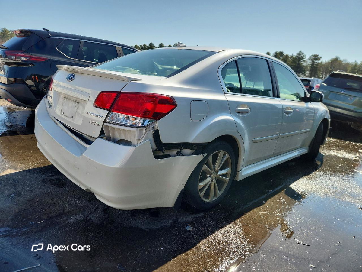 Subaru Legacy 2013