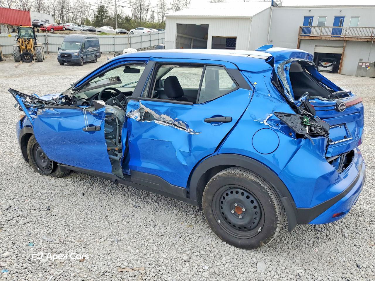Nissan Kicks 2025