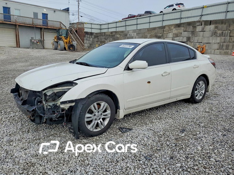 Nissan Altima 2012 - Image 1 of 13