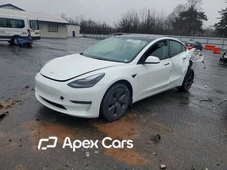 Tesla Model 3 2023 - Image 1 of 13