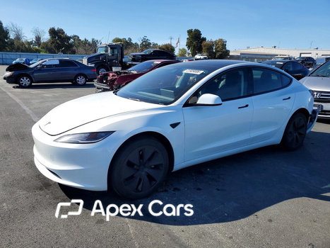 Tesla Model 3 2025 - Image 1 of 12
