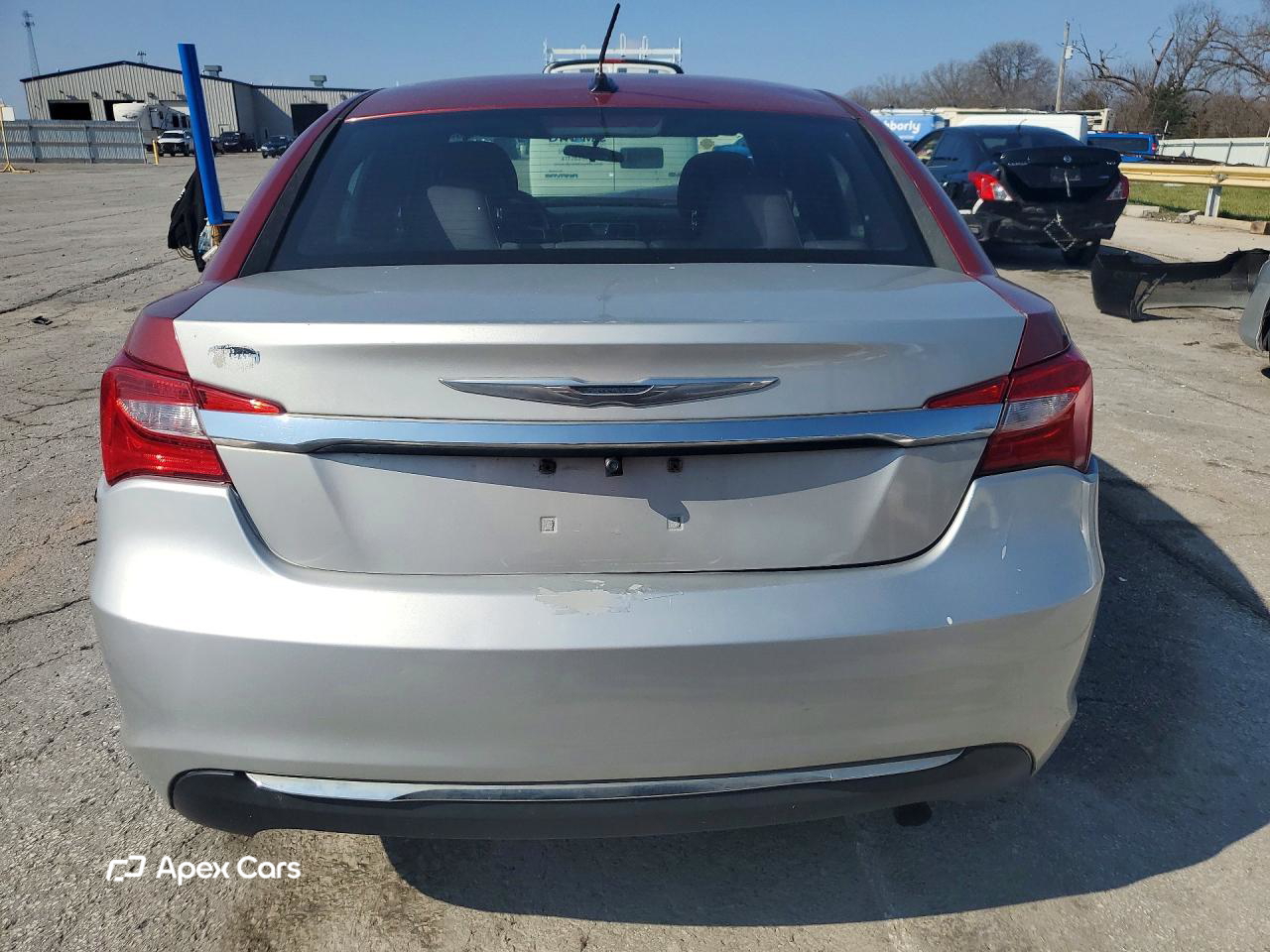 Chrysler 200 2013