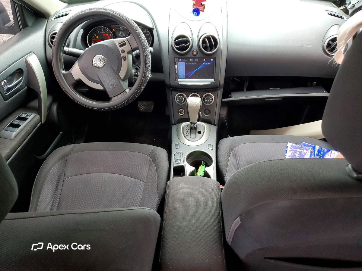 Nissan Rogue 2012