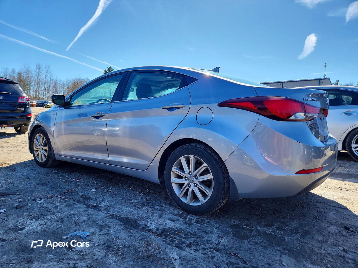 Hyundai Elantra 2015