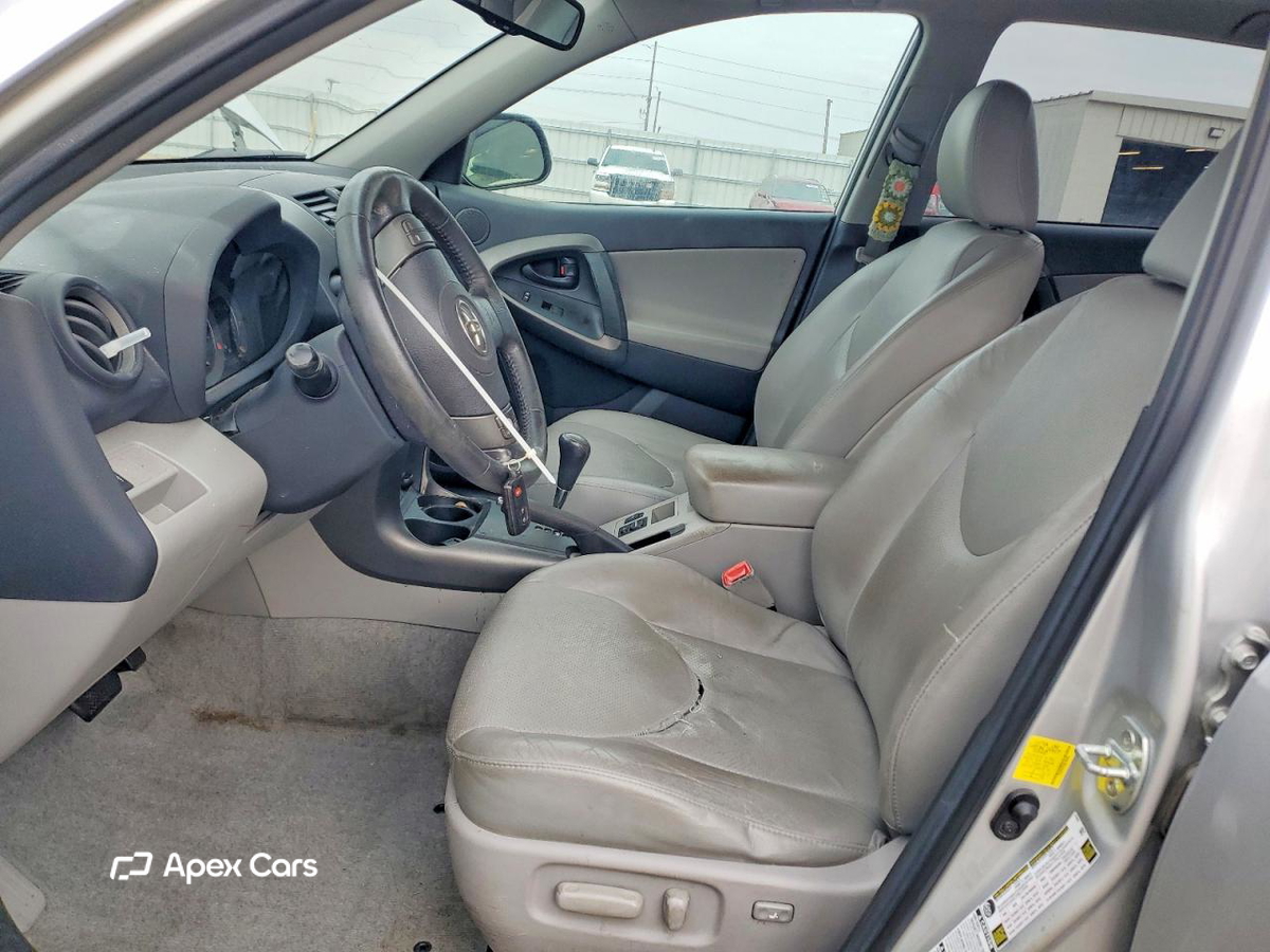 Toyota RAV 4 2011