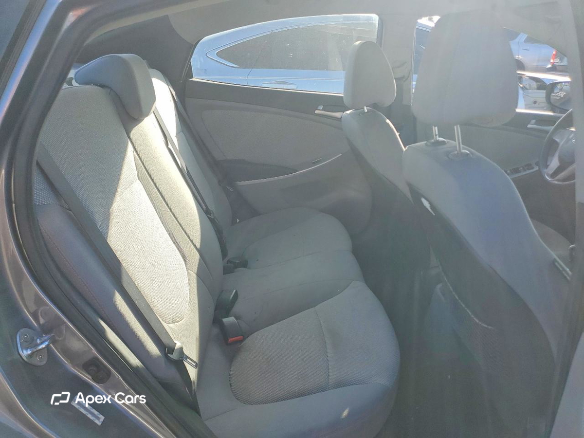 Hyundai Accent 2014