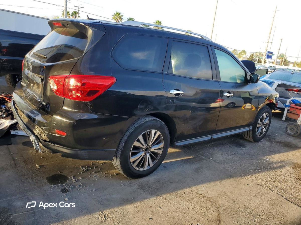 Nissan Pathfinder 2017