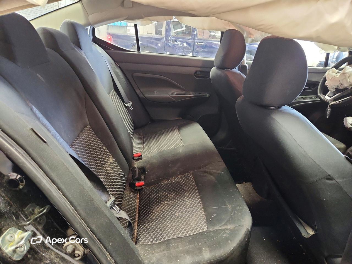 Nissan Versa 2020