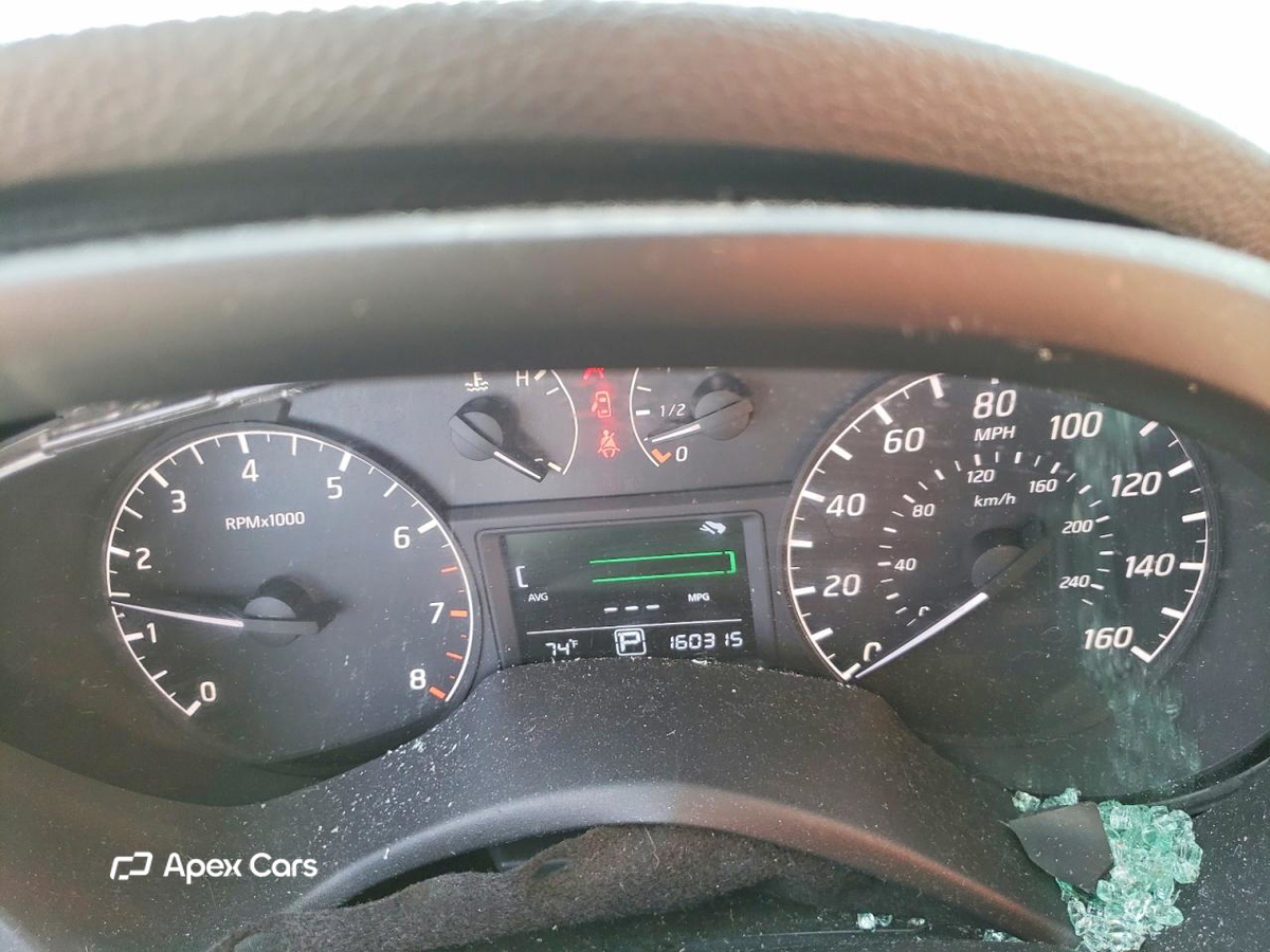 Nissan Sentra 2015