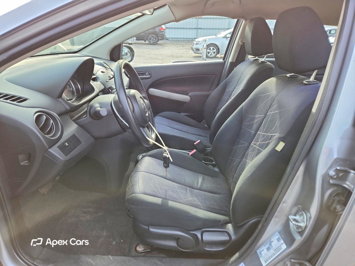 Mazda 2 2014