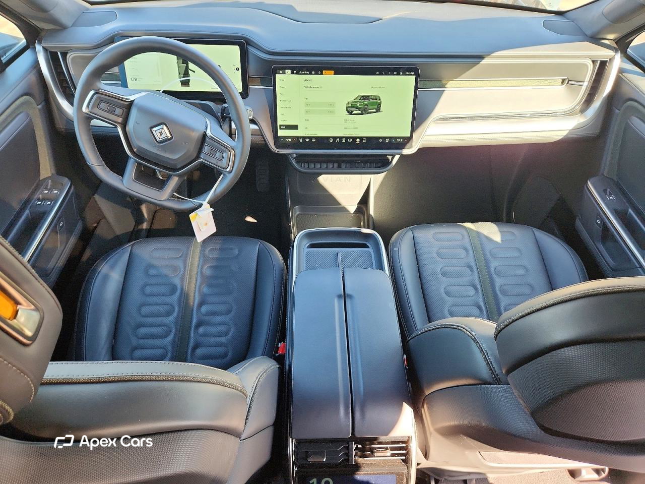 Rivian R1S 2025