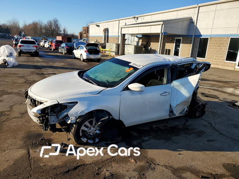Nissan Altima 2013 - Zdjęcie 1 z 14