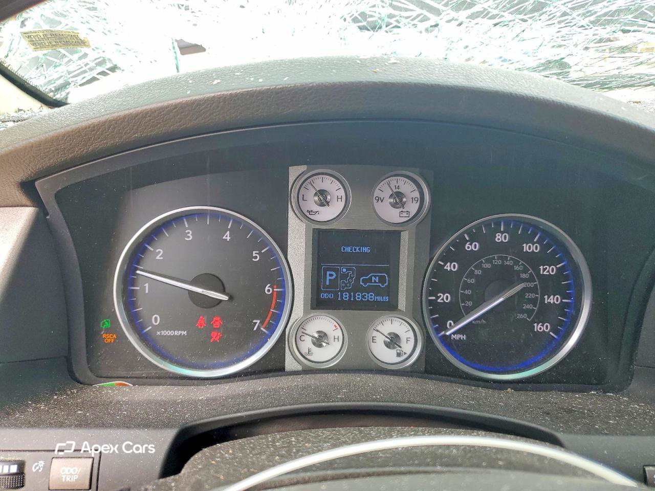 Lexus LX 2010