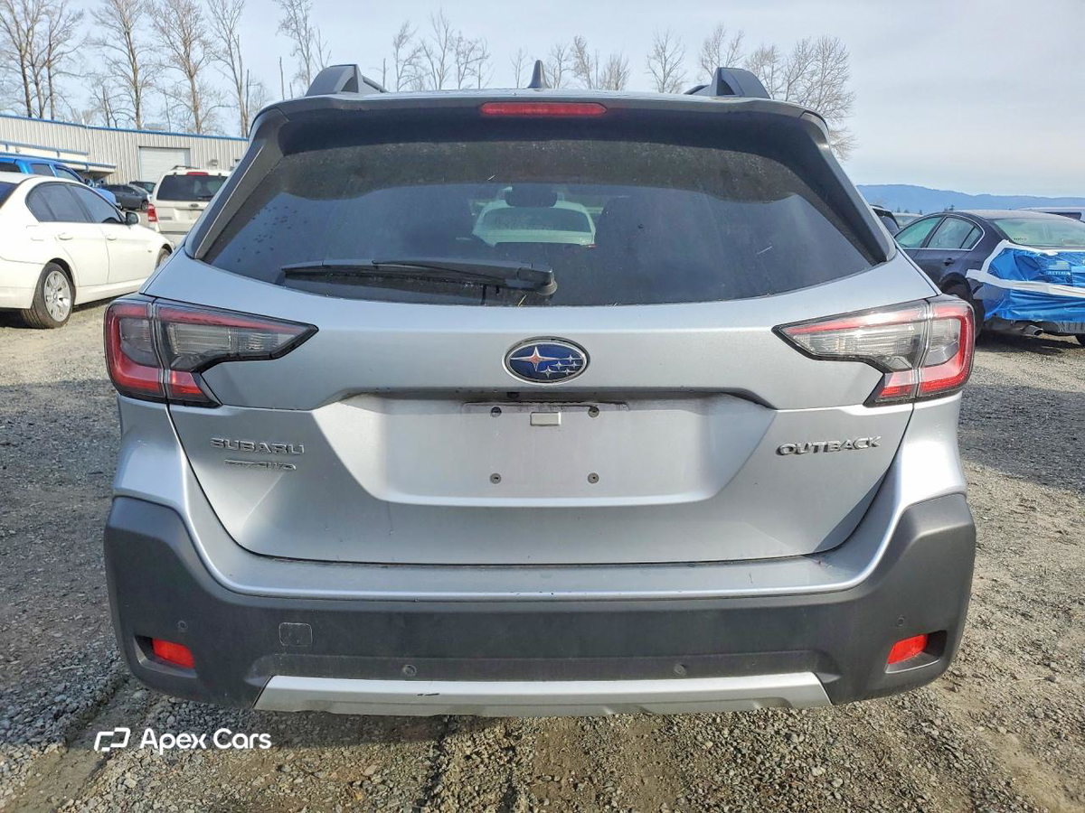 Subaru Outback 2024
