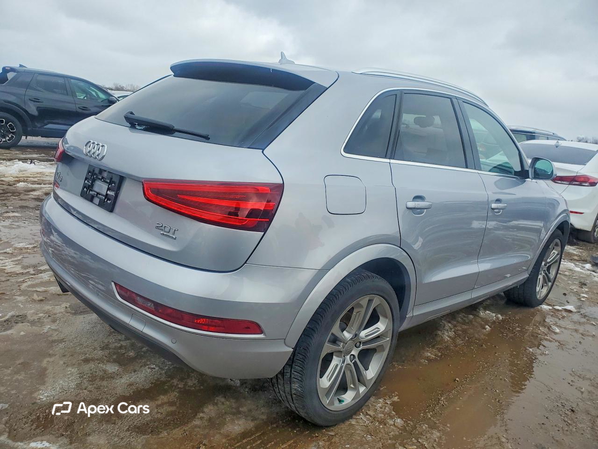 Audi Q3 2015